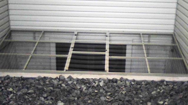 Steel Frame Window Well Cover Inside U